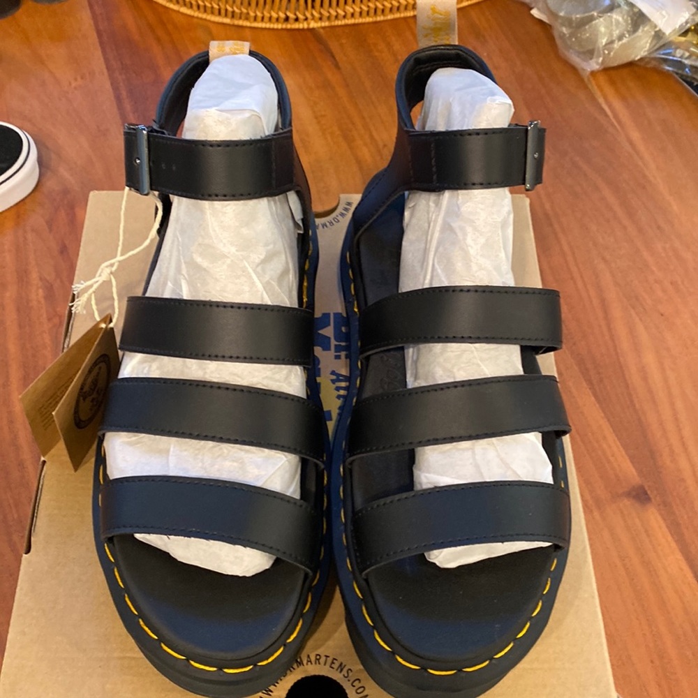 NIB NWT Doc Martens V Blaire sandals.